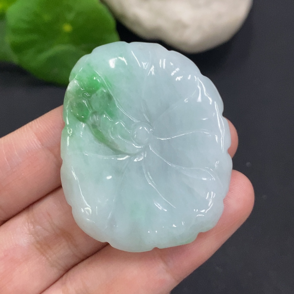 F33883416 Jadeite Lotus Leaf Pendant Total Weight Approx. 17.6g