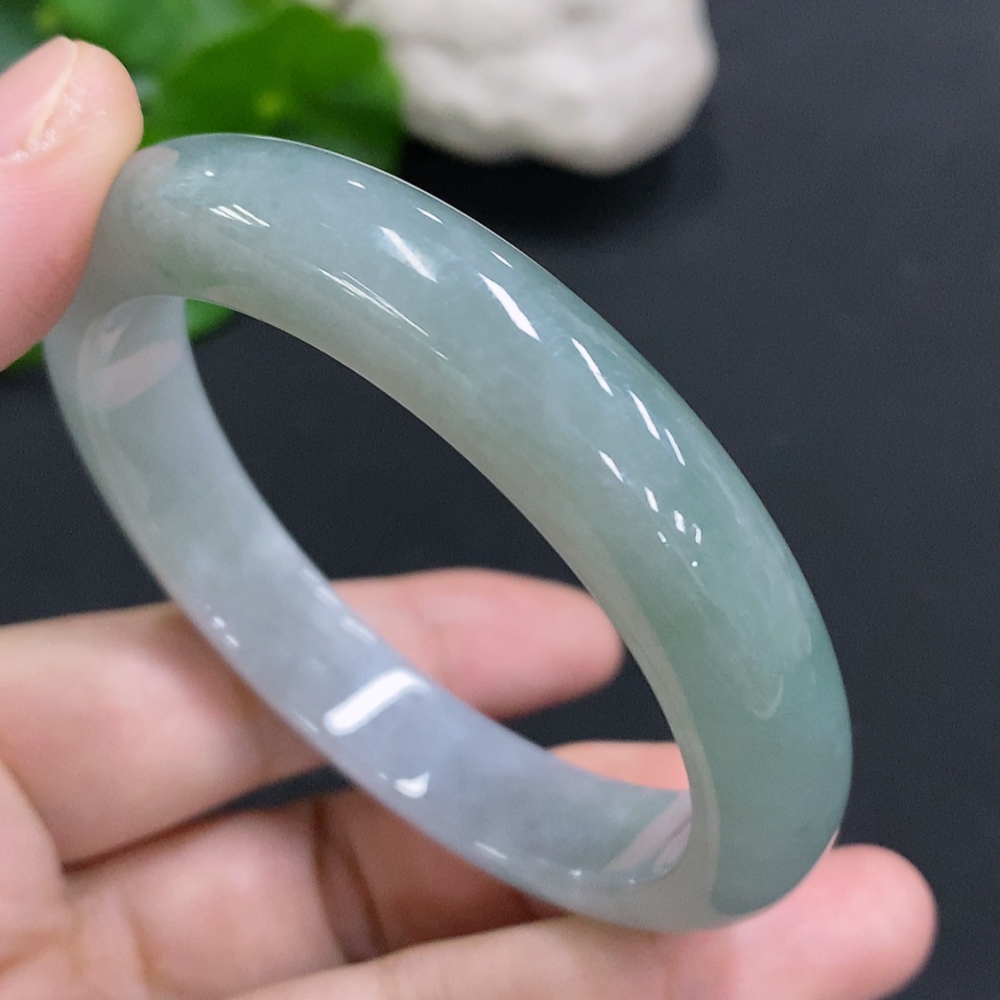 F34023470 Jadeite Round Bracelet Size 55.6 Total Weight Approx. 50.4g