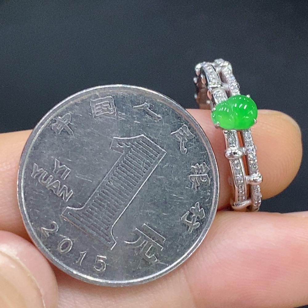 F26970483 Jadeite Inlaid Ring 18k Size 14 Total Weight Approx. 3g