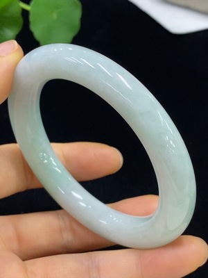 F35095150 Jadeite Round Bangle Size 56.8 Total Weight Approx. 68.04g