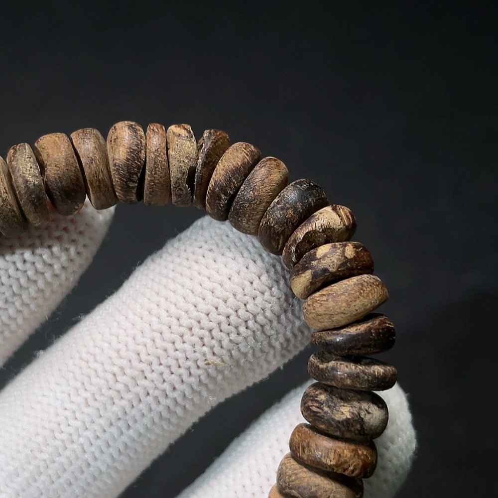 W34988785 Agarwood Bead Bracelet, Total Weight Approx. 10.8g, Bead Size 8.8mm