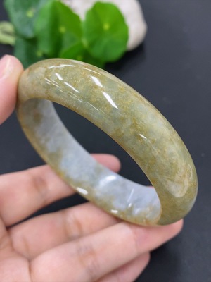 F46594851 翡翠正圈手镯 货品总重约72.6g 59.1圈口