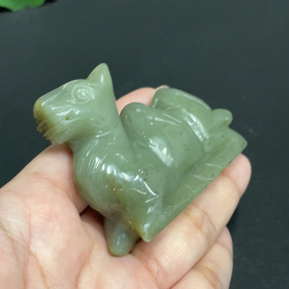 H31658987 Hetian Jade Handheld Piece, Auspicious Beast, Total Weight Approx. 129.4g