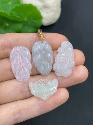 F37429590 翡翠挂件 一手走 非金