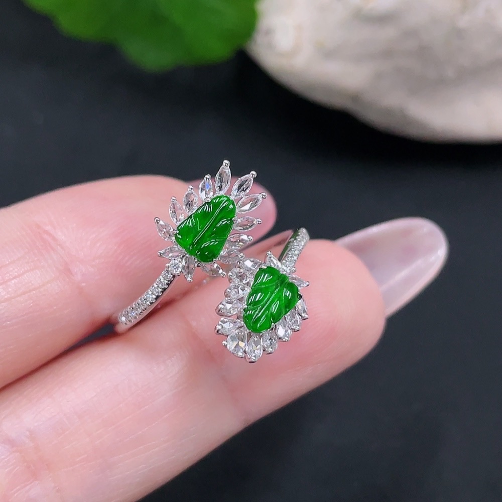 F34033228 Jadeite inlaid ring 18k with diamond size 15 total weight about 3.42g