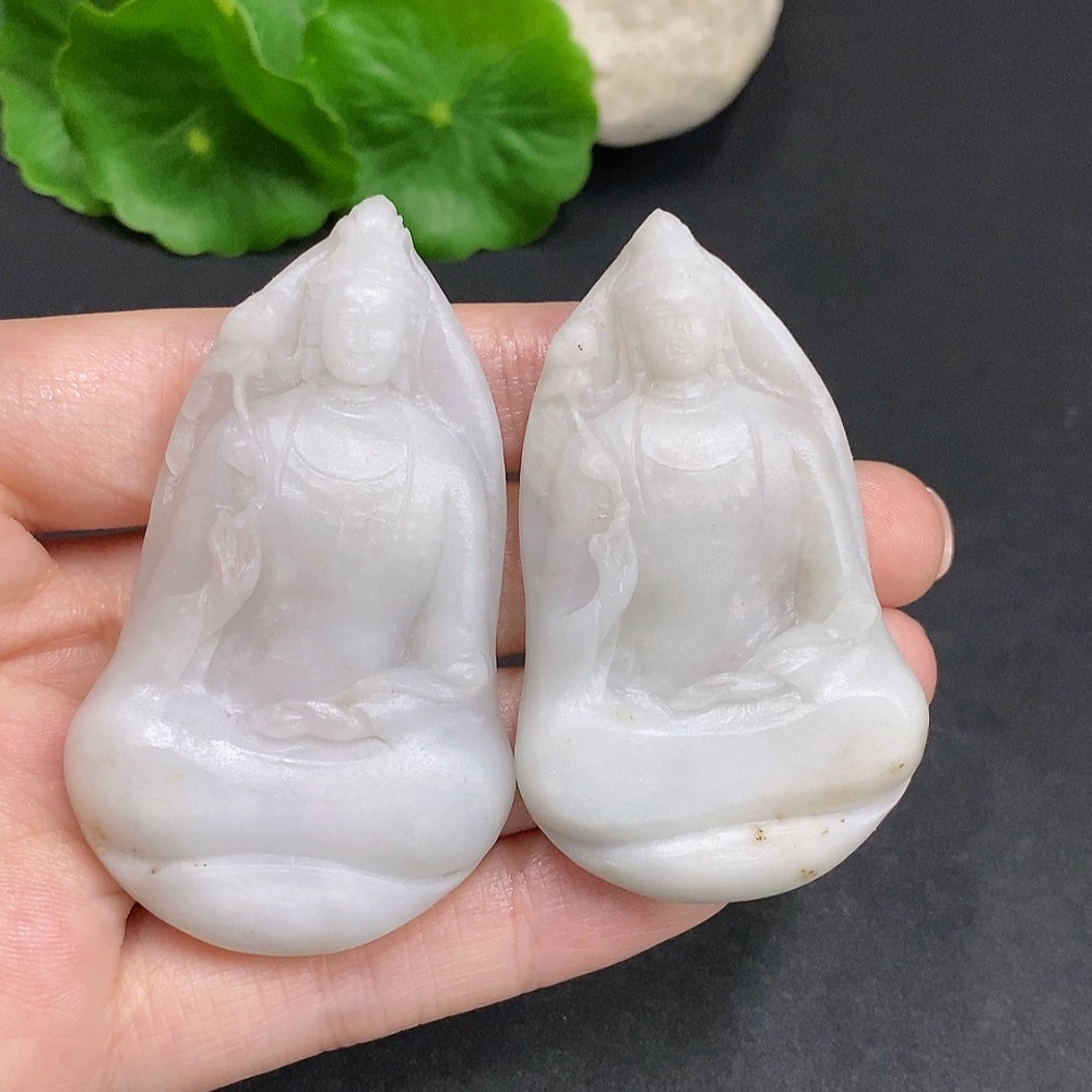 F34033957 Jadeite Rough Pendants Sell as a Lot