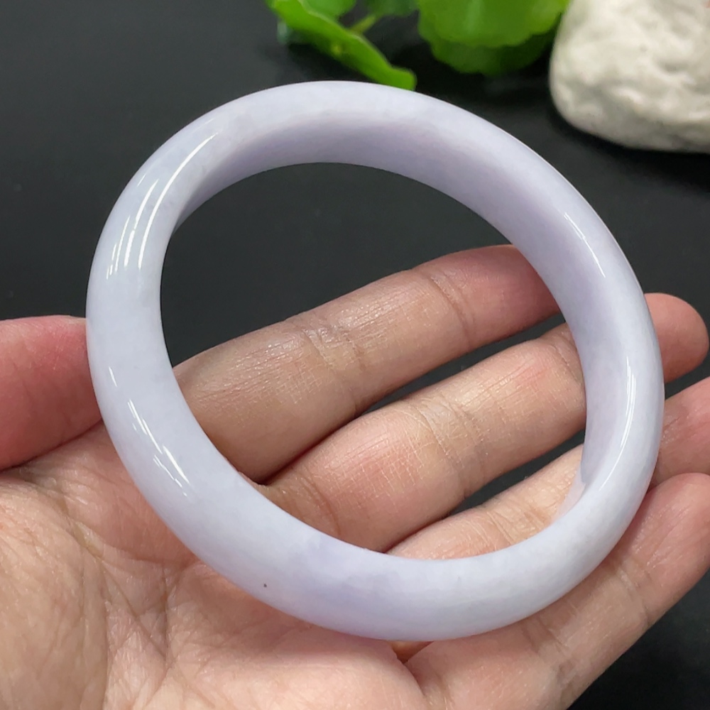 F33909135 Jadeite Round Bangle, Total Weight about 67g, Size 62.8
