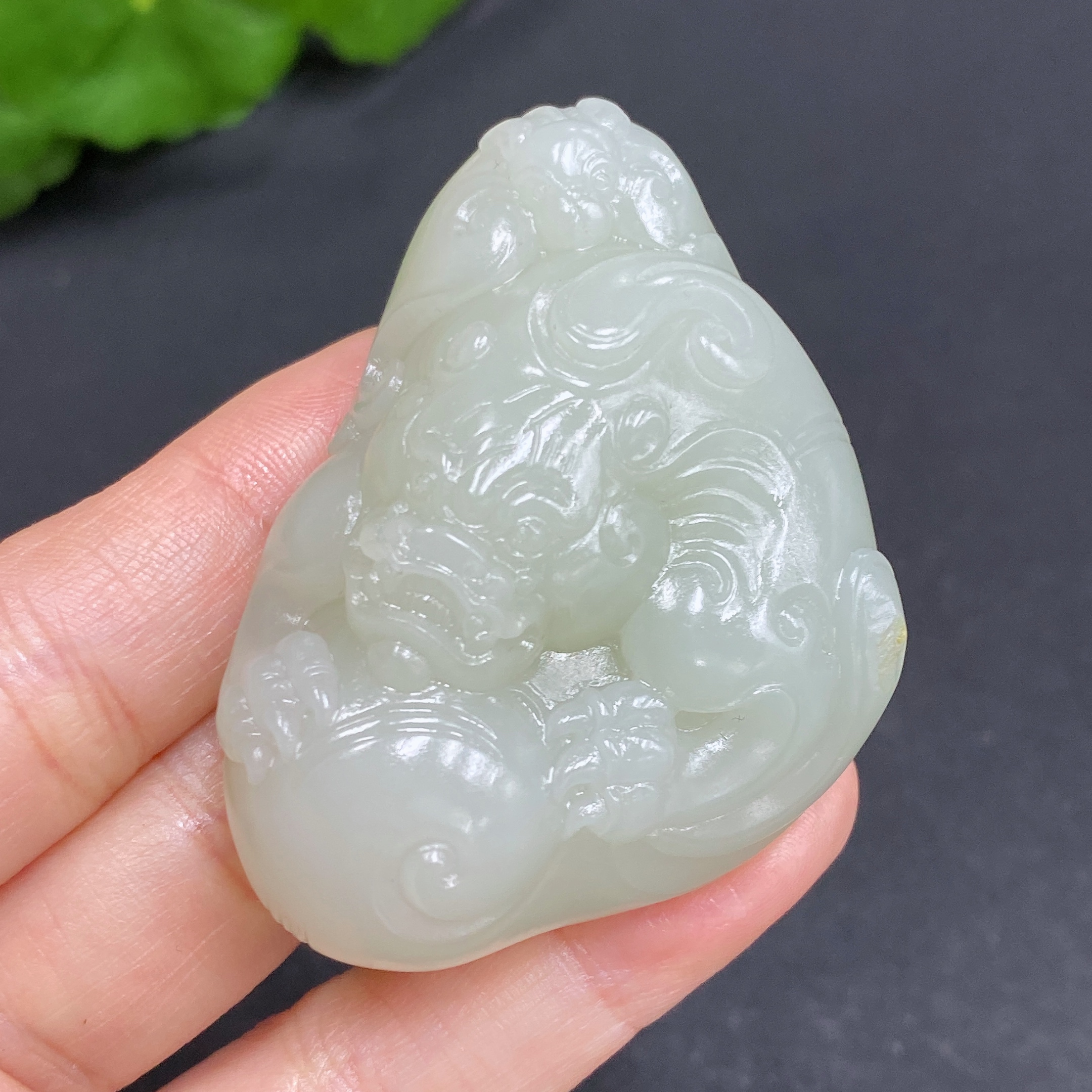 H29406001 Hetian Jade Pendant, Auspicious Beast, Total Weight Approx. 55.7g, Undetermined Skin Color Origin, Collection Card