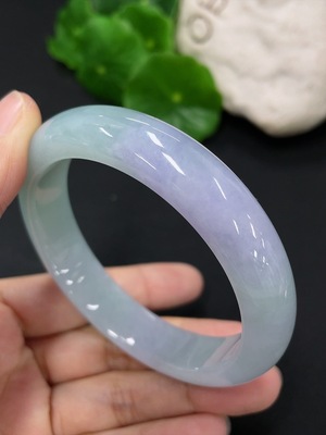 F41934275 翡翠正圈手镯 圈口54.3mm 货品总约重50.55g