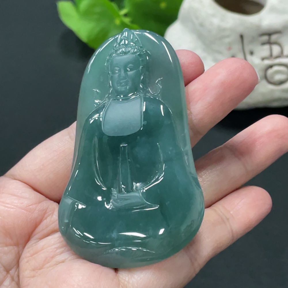 F34019520 Jadeite Guanyin Pendant, Total Weight Approx. 39g