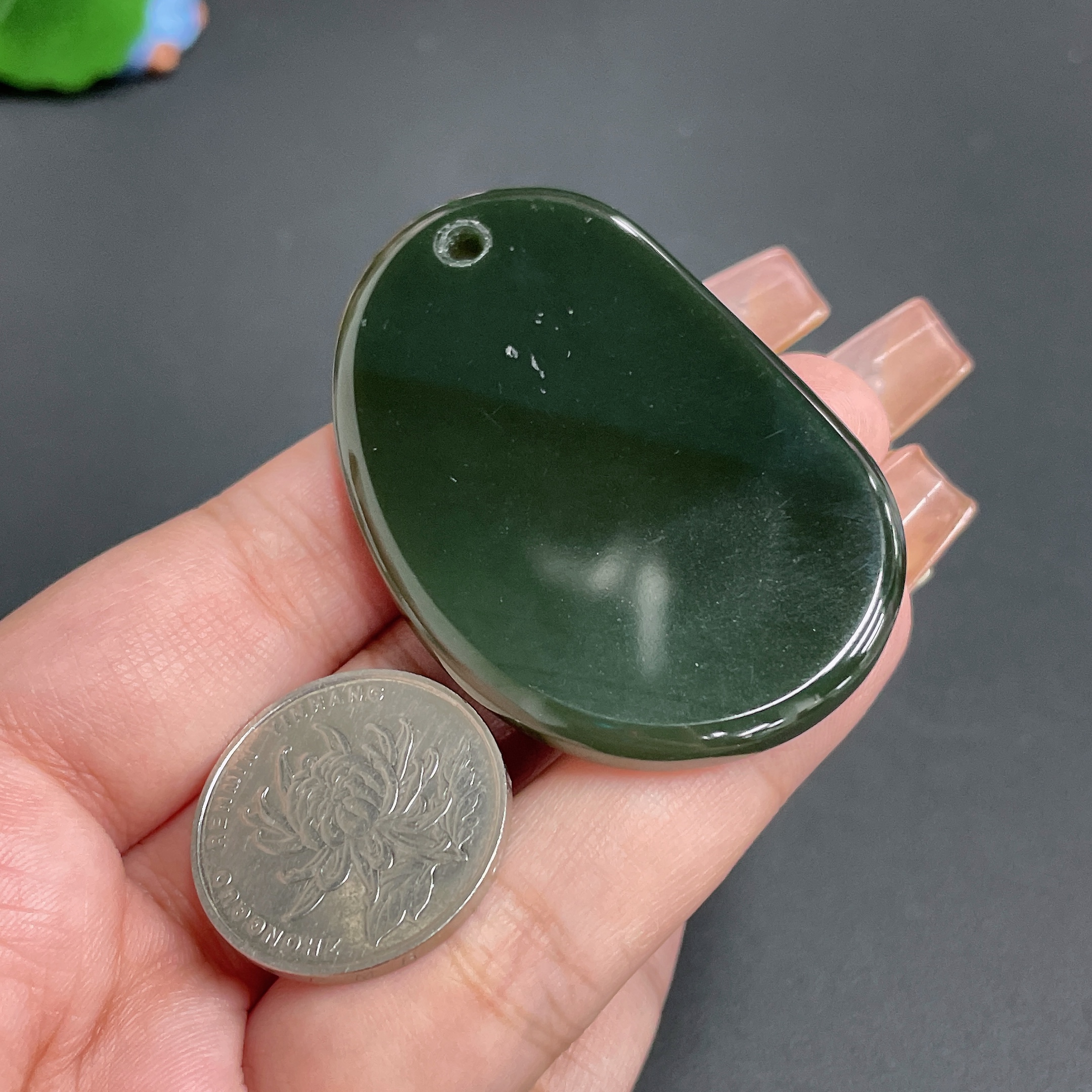 H21432031 Hetian Jade Pendant Plain Pendant Total Weight about 30.7g