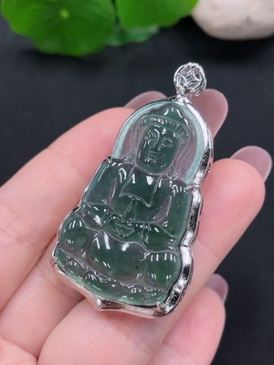 F28212094 Jadeite Guanyin Pendant Total Weight Approx. 9.7g (Non-Gold-Inlaid)
