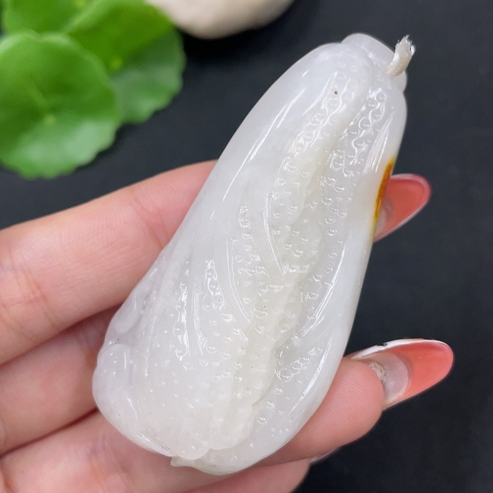 H35085639 Hetian Jade Pendant Chinese Cabbage Undetermined Skin Color Formation Total Weight Approx. 60.3g