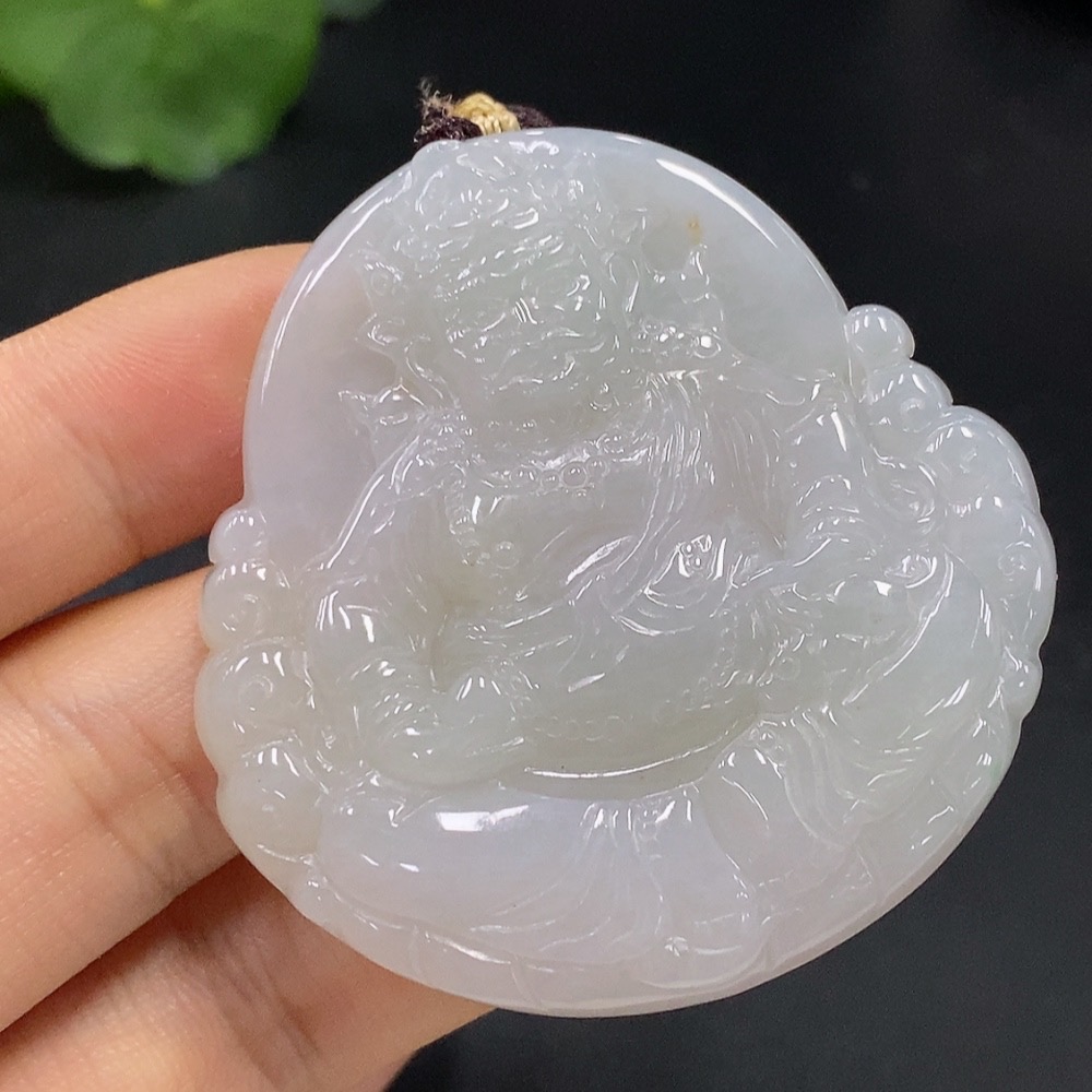 F19183320 Jadeite Yellow Jambhala Pendant Total Weight: 31.002g