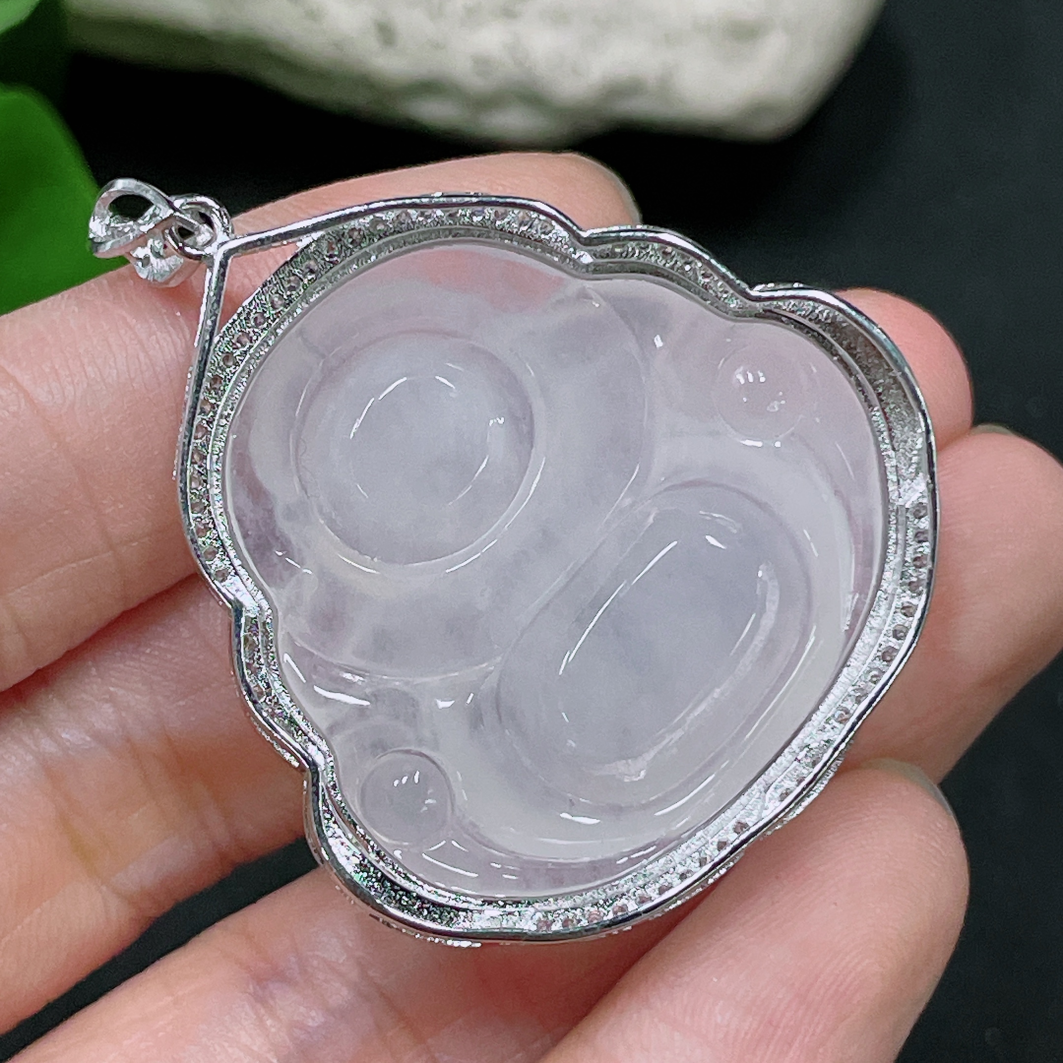 F33920240 Jadeite Buddha Pendant Inlaid Without Gold Total Weight About 12.4g
