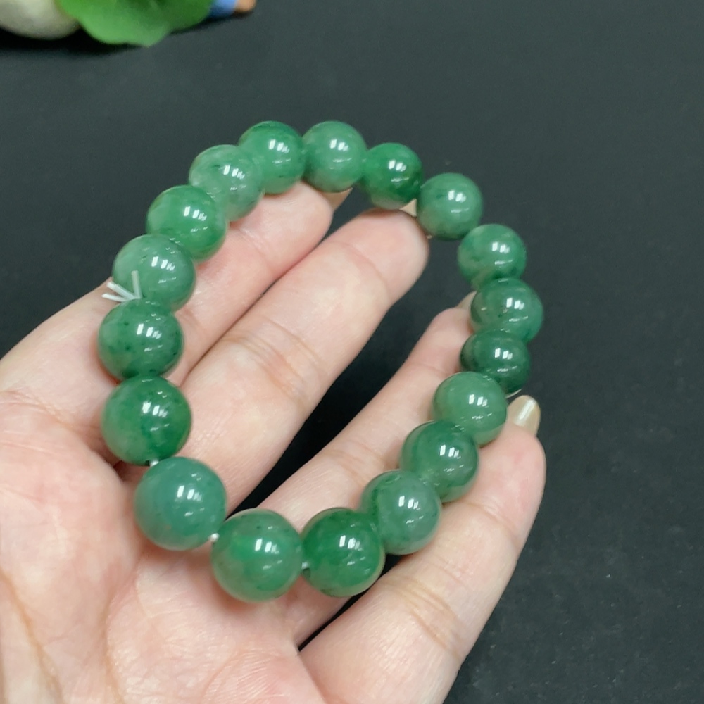 H32781013 African Emerald (Dulong Jade)