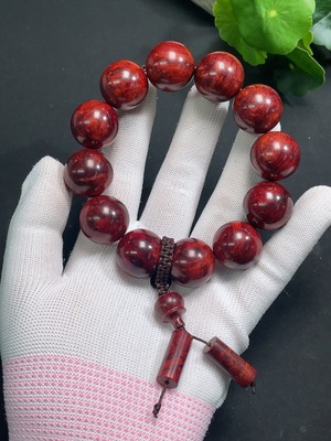 W30477062 Small-Leaf Sandalwood Sandalwood Bracelet Total Weight Approximately 57.80g Size About 20.1mm