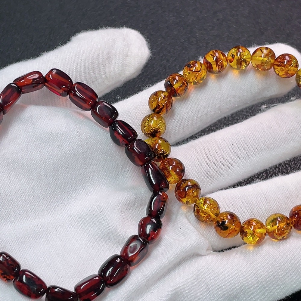 C34006984 Amber Beeswax Bracelet Total Weight Approx. 13.49g Sell as a Lot