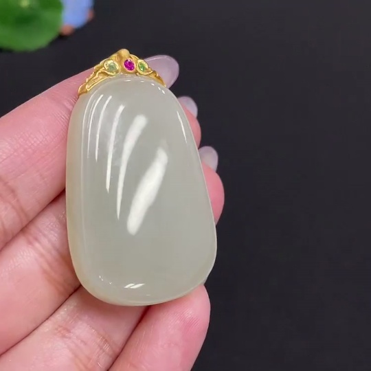 H33882240 Hetian Jade Inlaid Pendant, Plain Pendant, Total Weight Approx. 18.9g, 18k