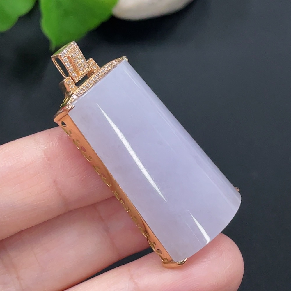 F22515465 Jadeite Plain Pendant with 18K Gold Setting Total Weight Approx. 17.5g