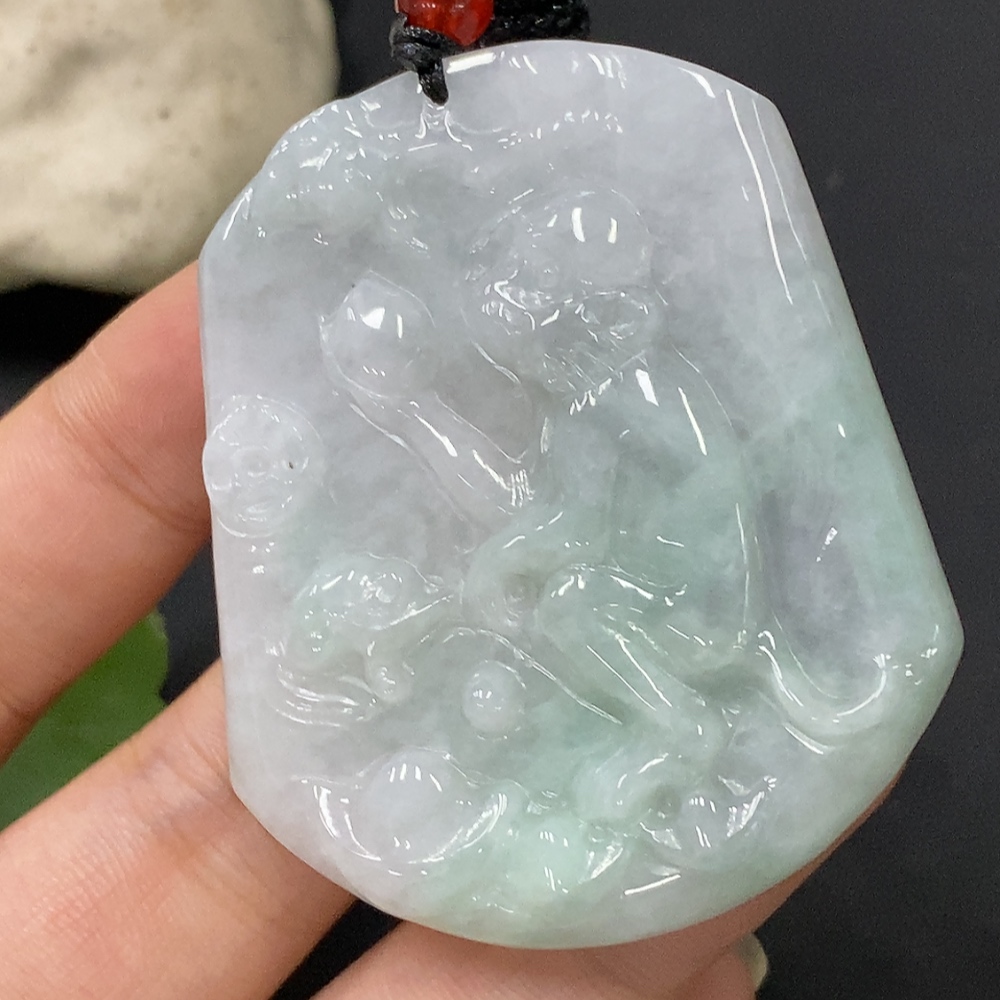 F29394196 JadeitePendant (Total Weight Without Rope: Approx. 30.35g)