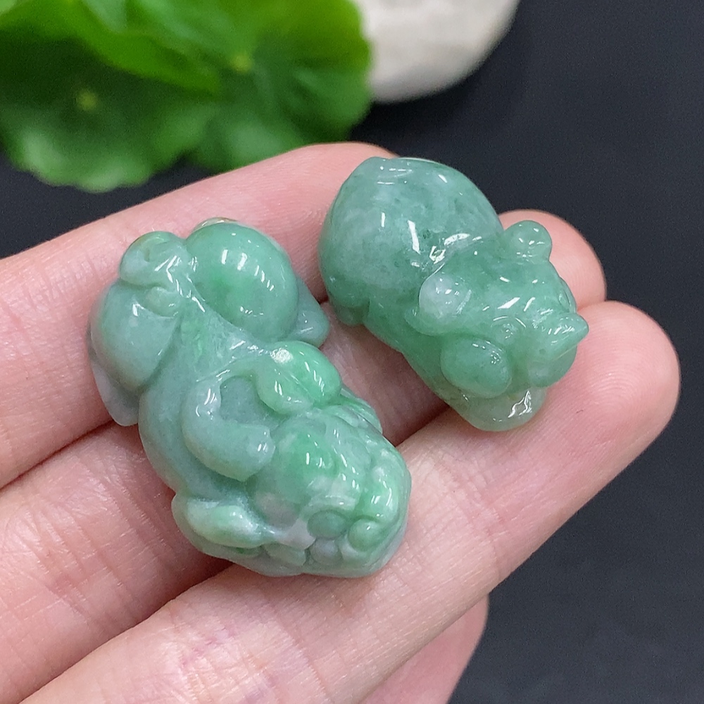 F35078833 Jadeite Pendants Sell as a Lot
