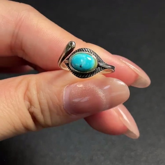 C30445912 Turquoise Inlaid Ring Non-Gold Mounting Adjustable Size Total Weight Approx. 1.94g