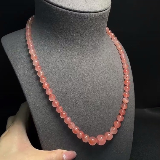 C30468884 Red Agate Beaded Necklace (Non-Gold) with Visible Organic Matter