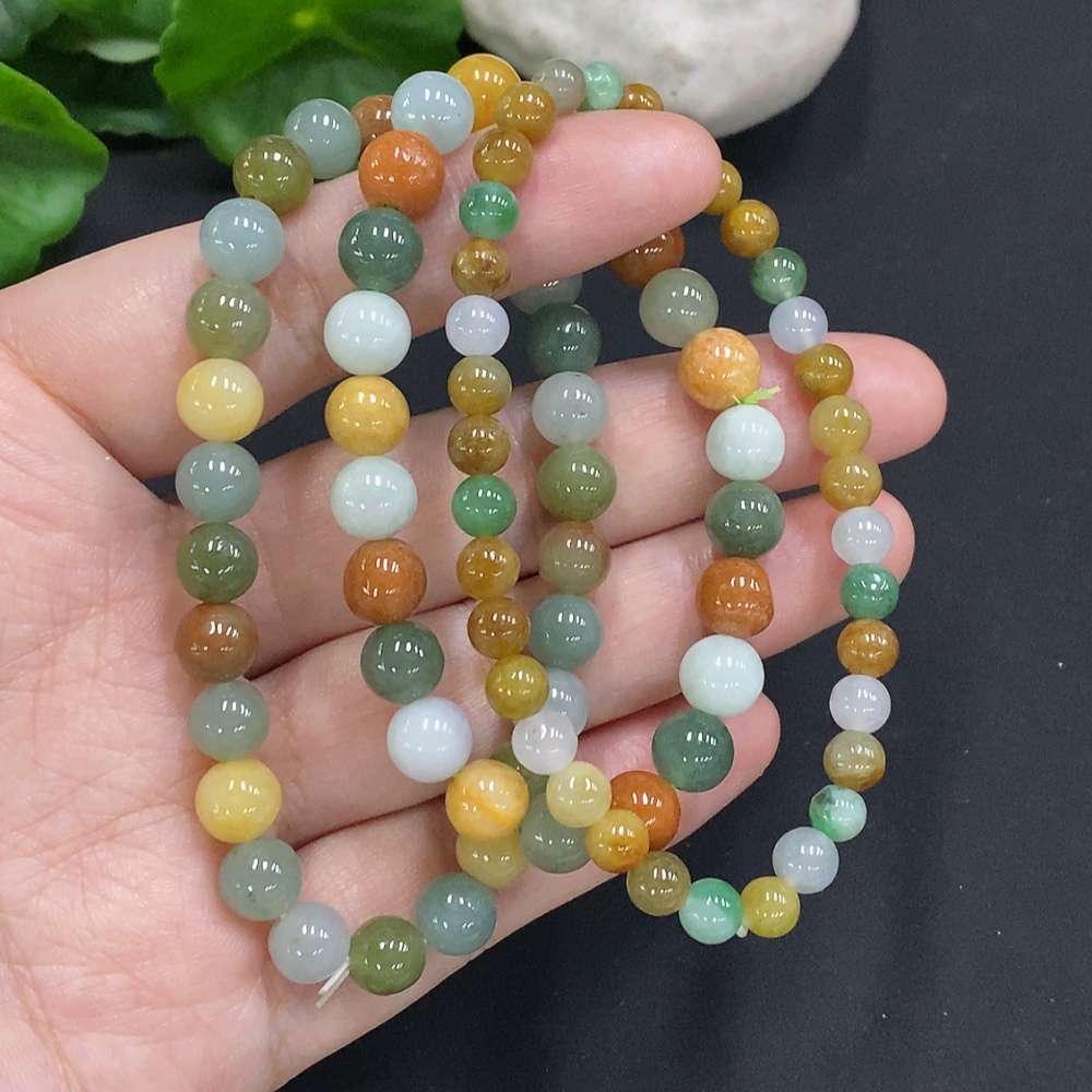 F34070488 Jadeite Beads Sell as a Lot