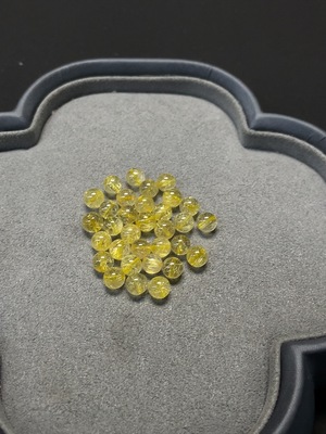 C46535979 水晶散珠 颜色成因未定 可见有机物 货品总重约10.11g 一手走 数量10+