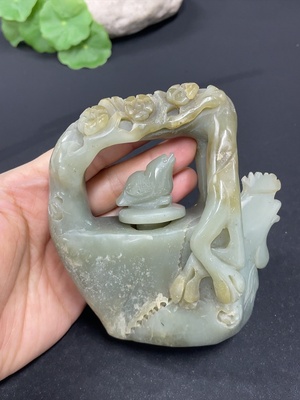 H41870573 和田玉茶壶摆件   货品总重约367.4g