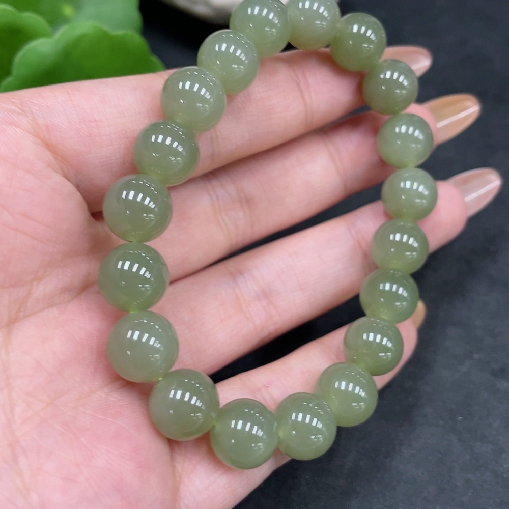 H32776950 Hetian Jade Bracelet, Approx. 9.7mm Beads, Total Weight About 29.6g