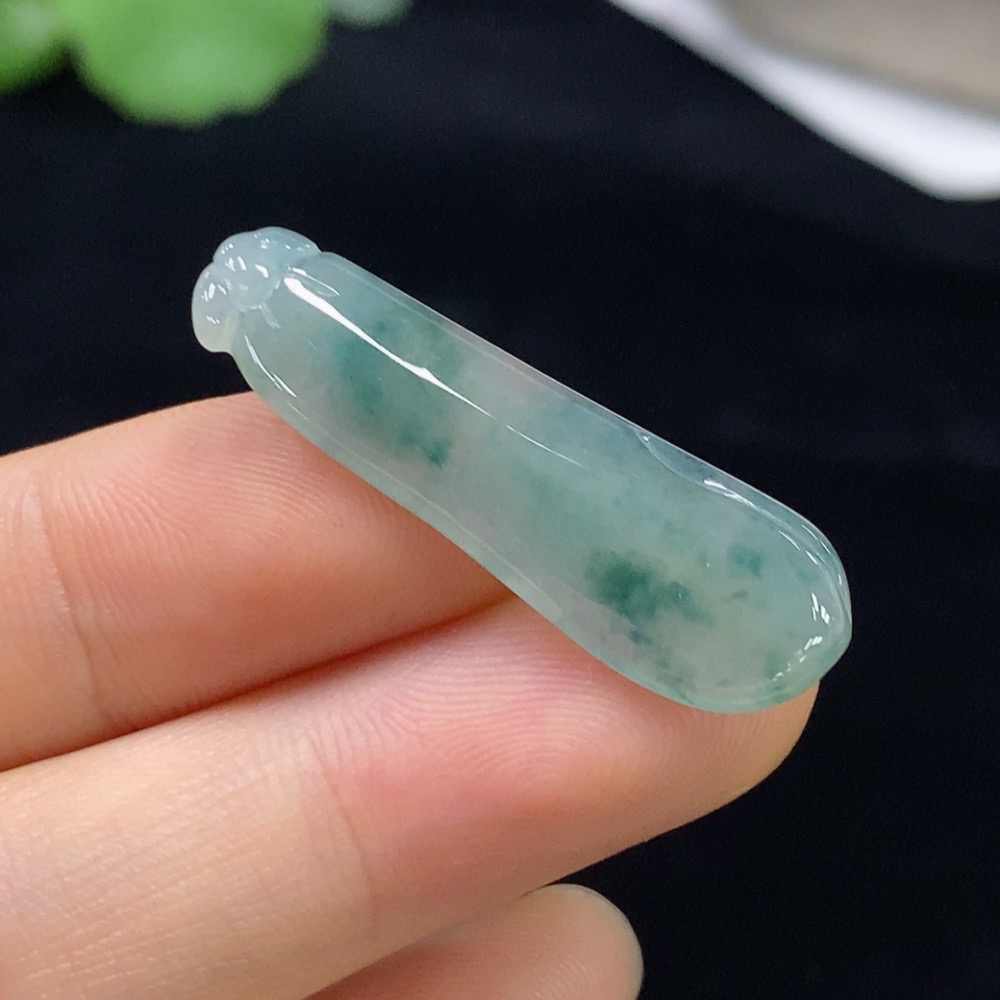 F32749147 Jadeite Fu Gua Pendant