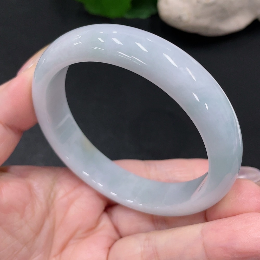 F34068294 Jadeite Round Bracelet Size 57.9 Total Weight Approx. 57g