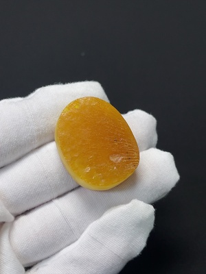 C46535694 琥珀蜜蜡挂件 货品总重约6.56g