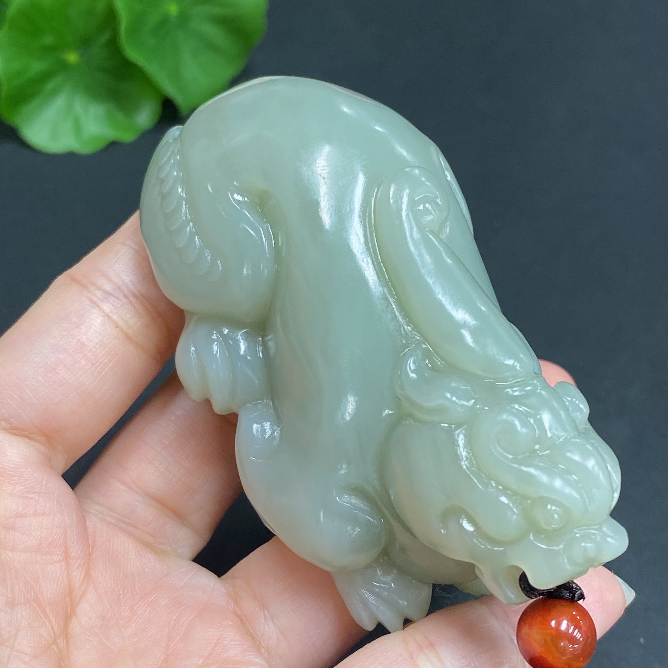H22526449 Hetian Jade Handheld Carving Pi Xiu Total Weight (with rope) 137.4g