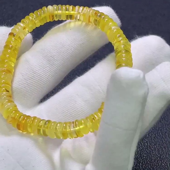 C30509778 Amber Beeswax Bracelet, Total Weight Approx. 7.12g, Size Approx. 7.2mm