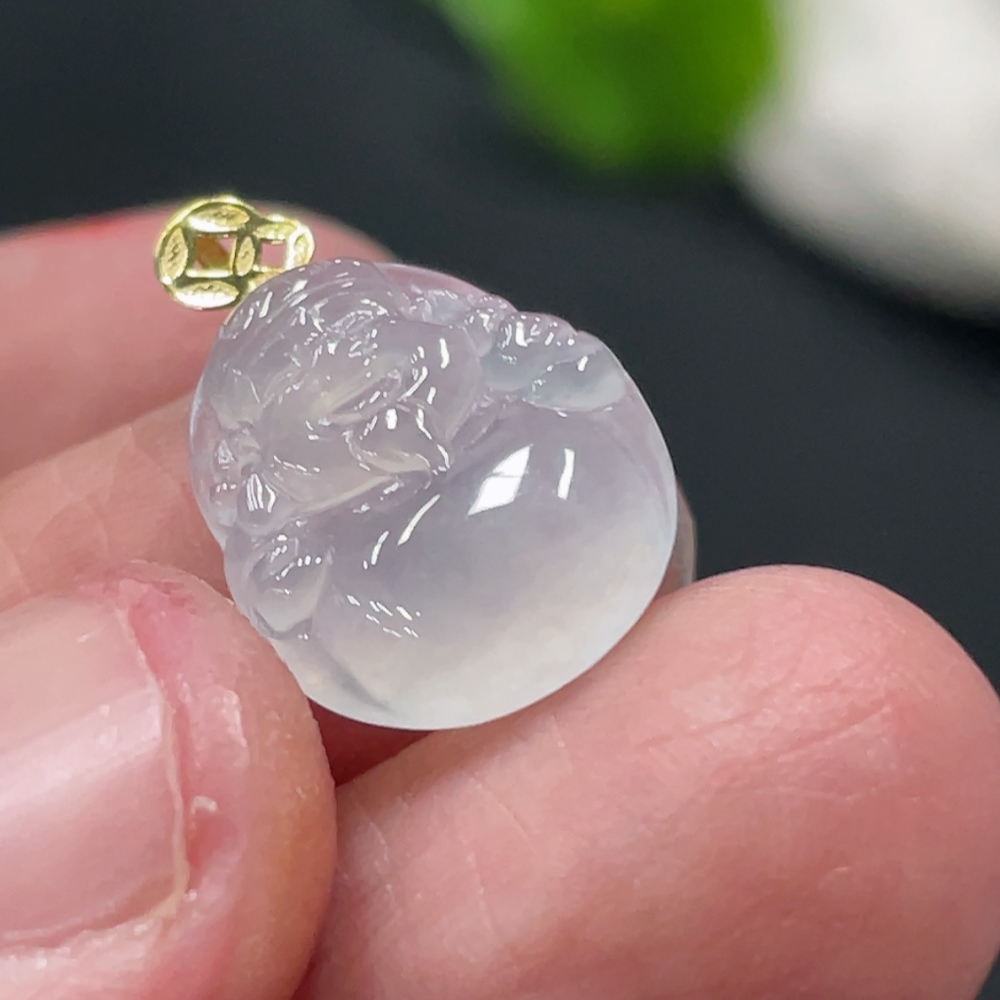 F32740367 Jadeite God of Wealth Pendant with 18K Gold Clasp, Total Weight Approx. 1.04g