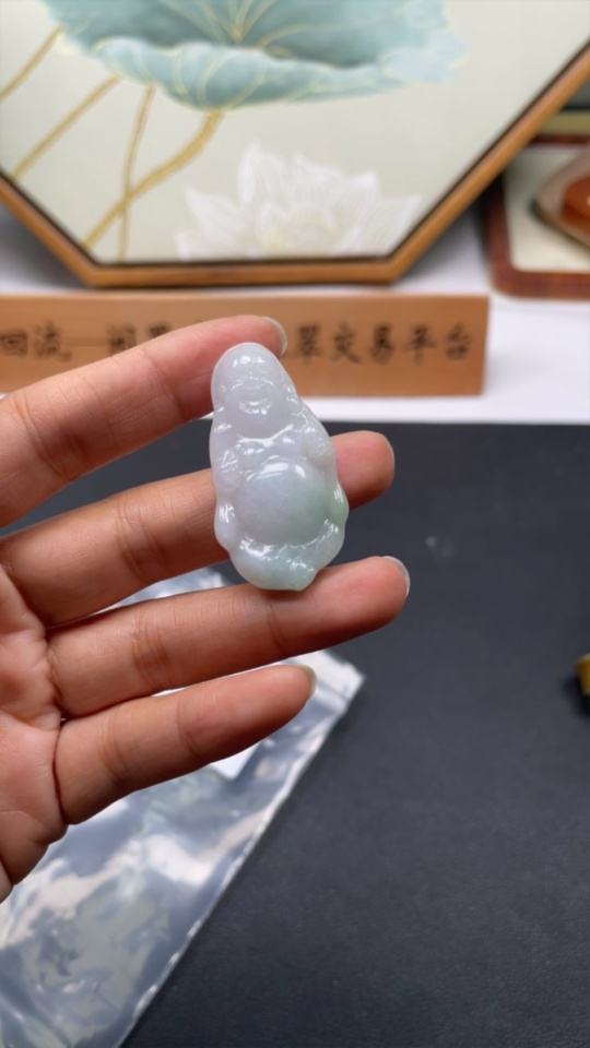 F35136073 Jadeite Buddha Pendant Total Weight Approx. 11.71g