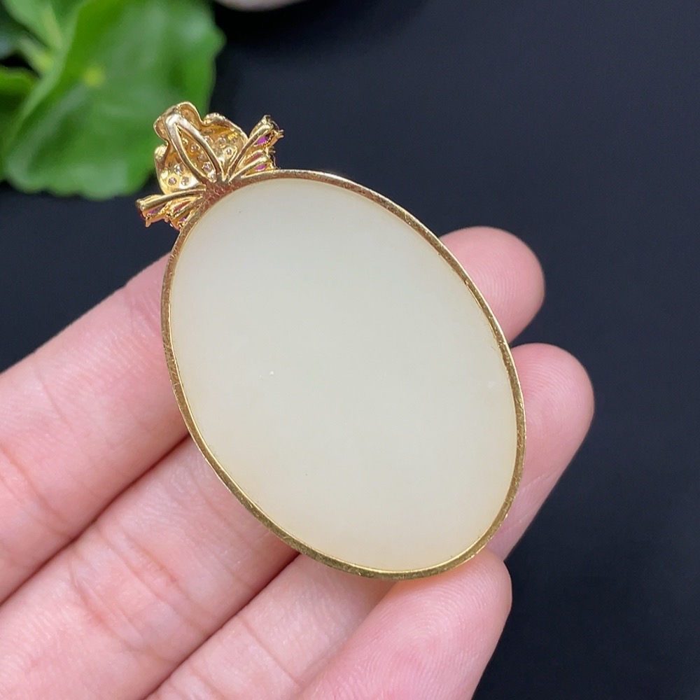 H29388032 Hetian Jade Inlaid Pendant 18k Gold Total Weight Approx. 19.7g