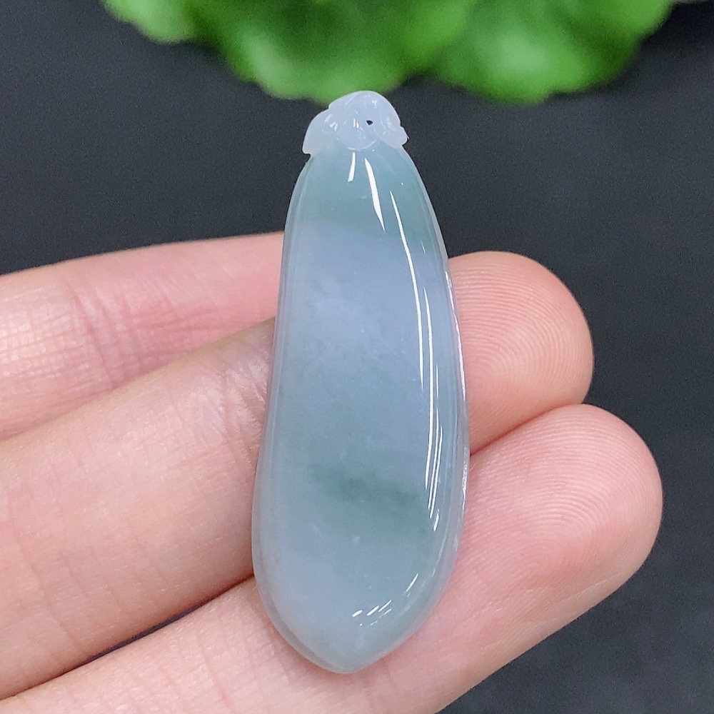 F34968567 Jadeite Fu Gua Pendant, Total Weight Approximately 4.4g