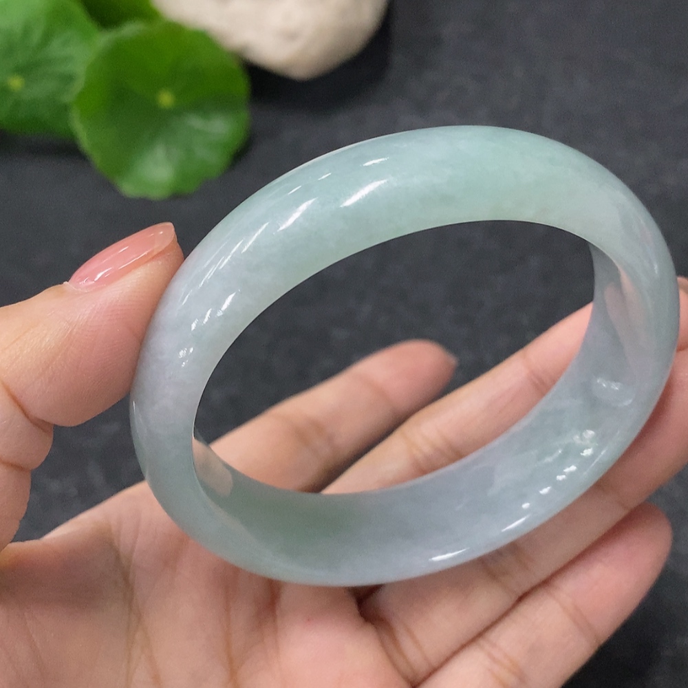 F34030355 Jadeite Imperial Concubine Bracelet Size 52.5/45.5mm Total Weight Approx. 49.31g