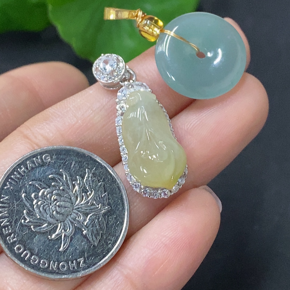 F35089225 Jadeite Pendants Sell as a Lot Non-Gold
