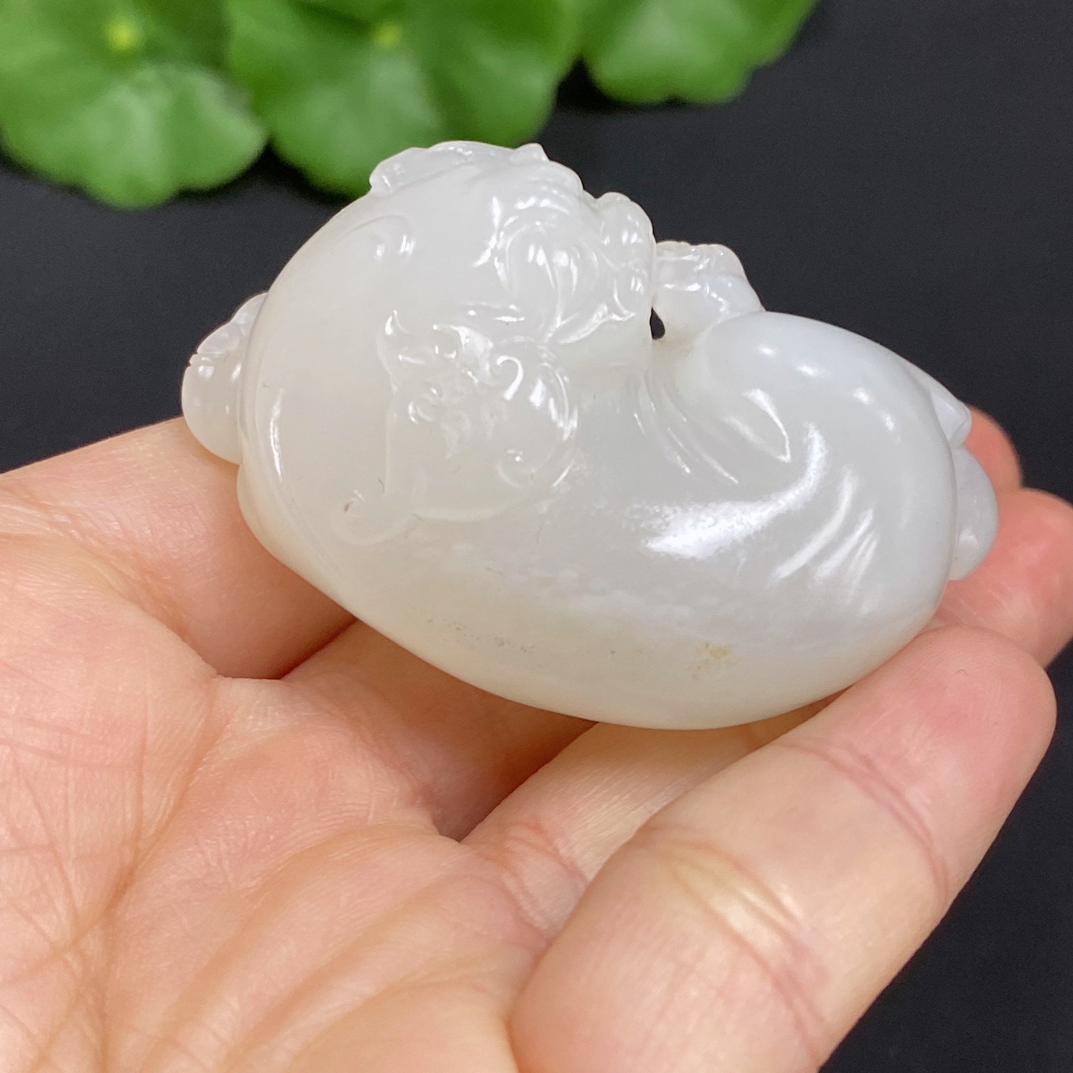 H28310617 Hetian Jade Pendant, Auspicious Beast, Total Weight Approx. 43.8g, Undetermined Skin Color Origin
