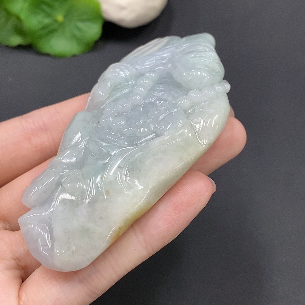 F16754463 Jadeite Jigong Pendant