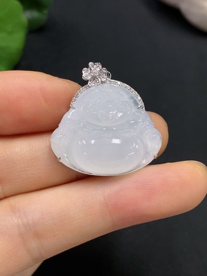 F18981518 Jadeite Buddha Inlaid Pendant (18K Gold) Total Weight Approx. 5.3g