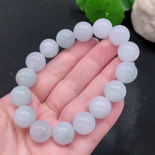 F29420550 Jadeite Bracelet, Approx. 13.3mm, Total Weight Approx. 63.1g