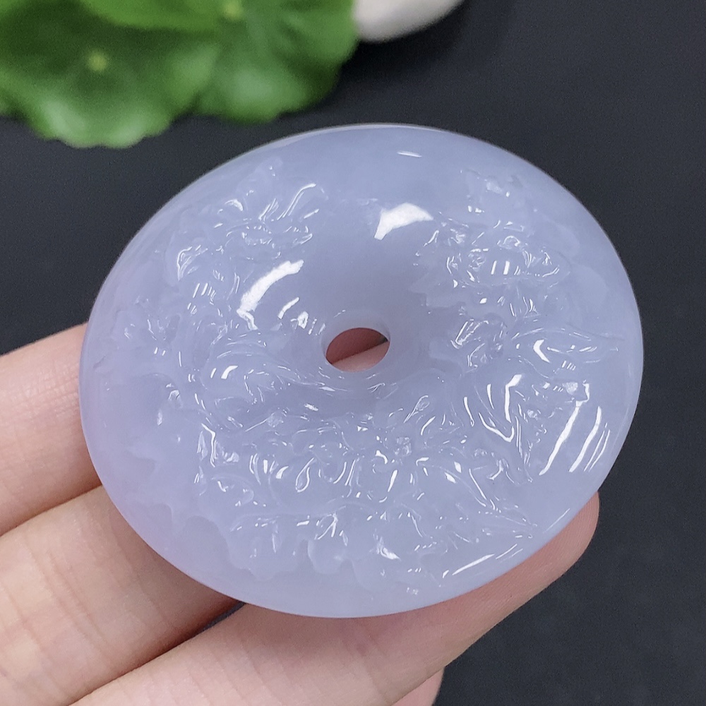 F32757854 Jadeite Peace Knot, Total Weight Approximately 47g