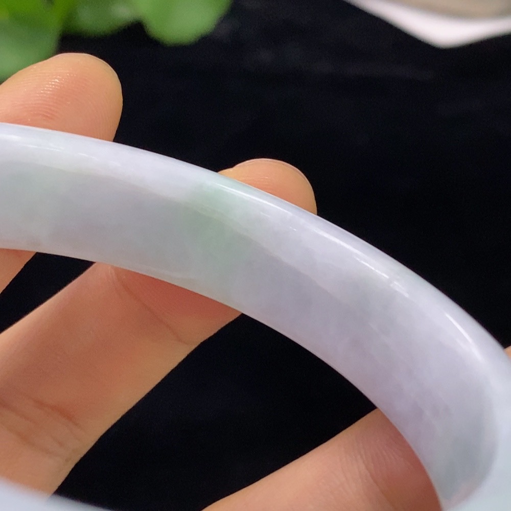 F31649045 Jadeite Round Bangle Size 59.7 Total Weight Approx. 59.64g
