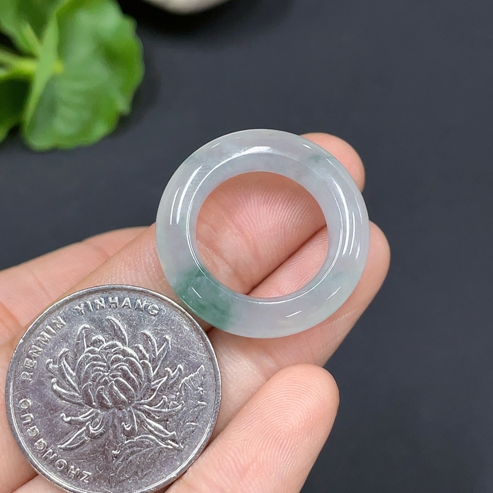 F24729171 Jadeite Ring Size 11 Total Weight Approx. 5.18g